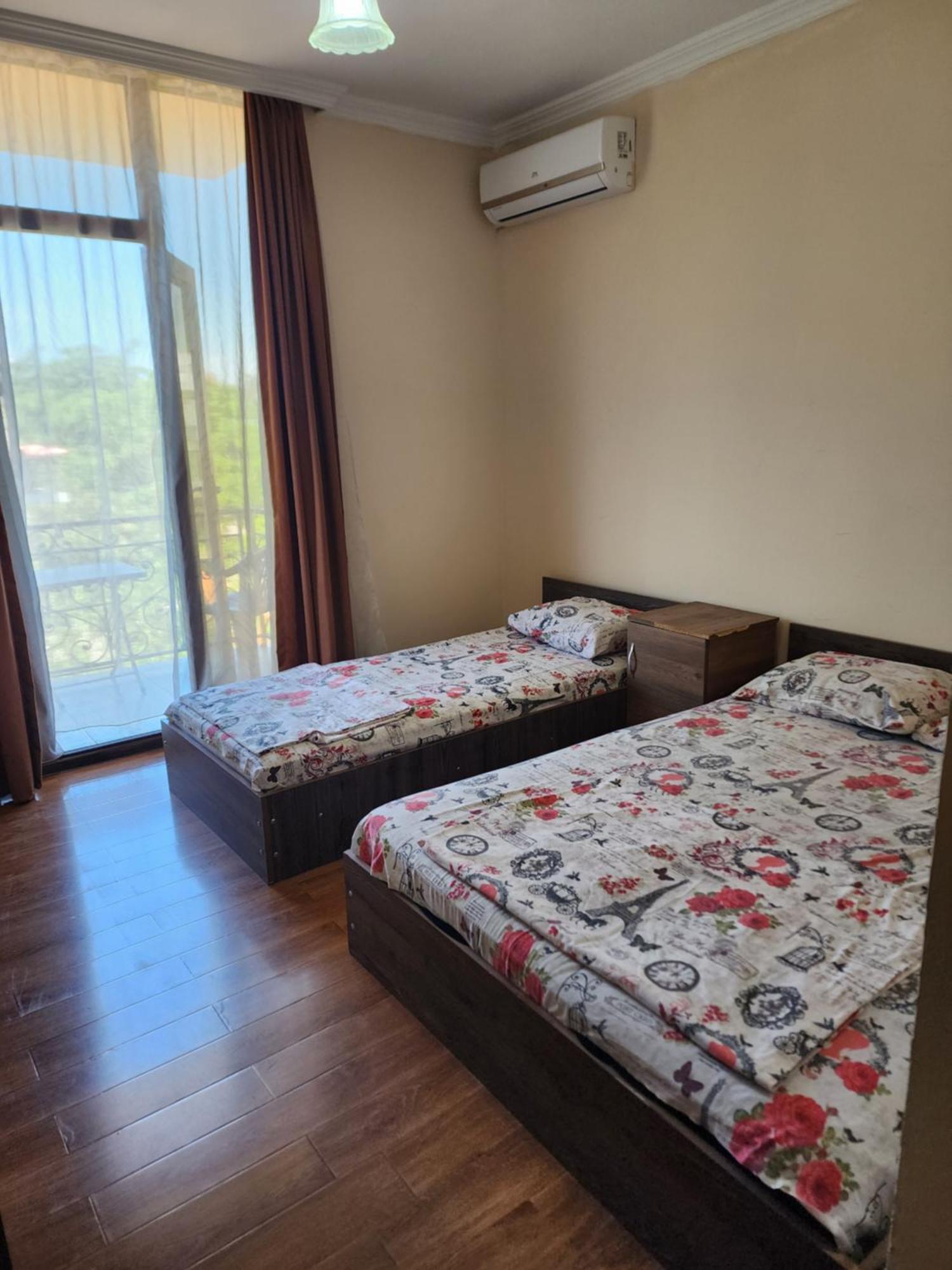 Vizitori Hotel โกนิโอ ภายนอก รูปภาพ